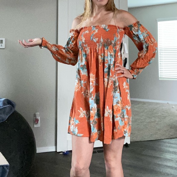 Short floral summer dress - Picture 3 of 5